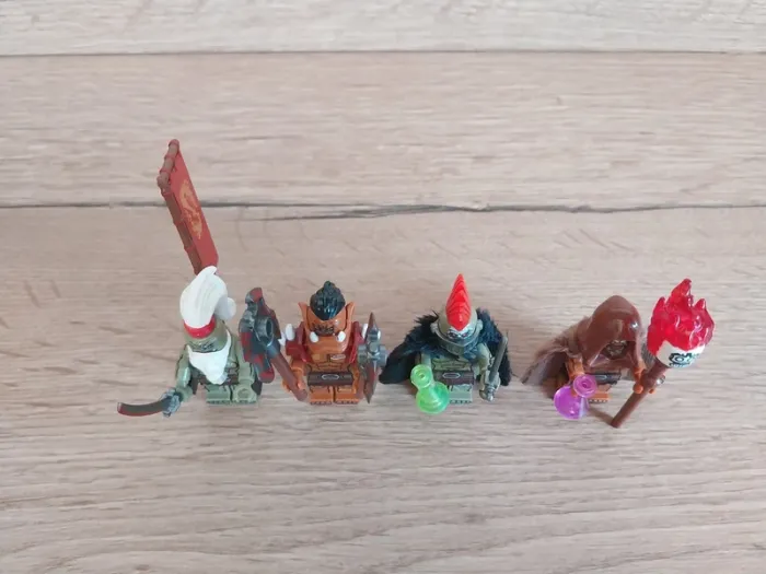 Figurines type lego 4 chefs guerriers orcs Warcraft - photo numéro 6
