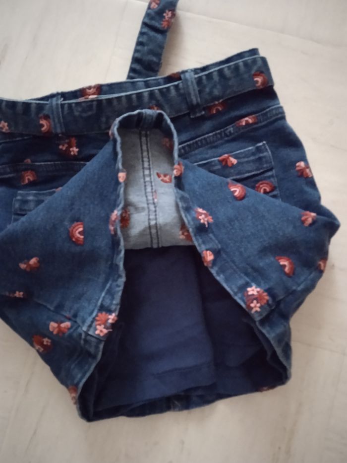Vend jupe fille en jeans.  9 ans marque sergent major - photo numéro 5