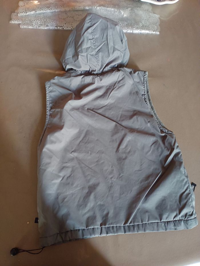 Veste sans manche à capuche - photo numéro 3
