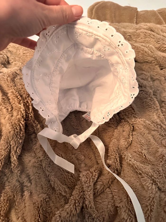 Chapeau broderie blanche - photo numéro 2