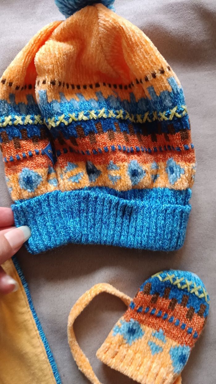 Lot écharpe gants bonnets - photo numéro 3