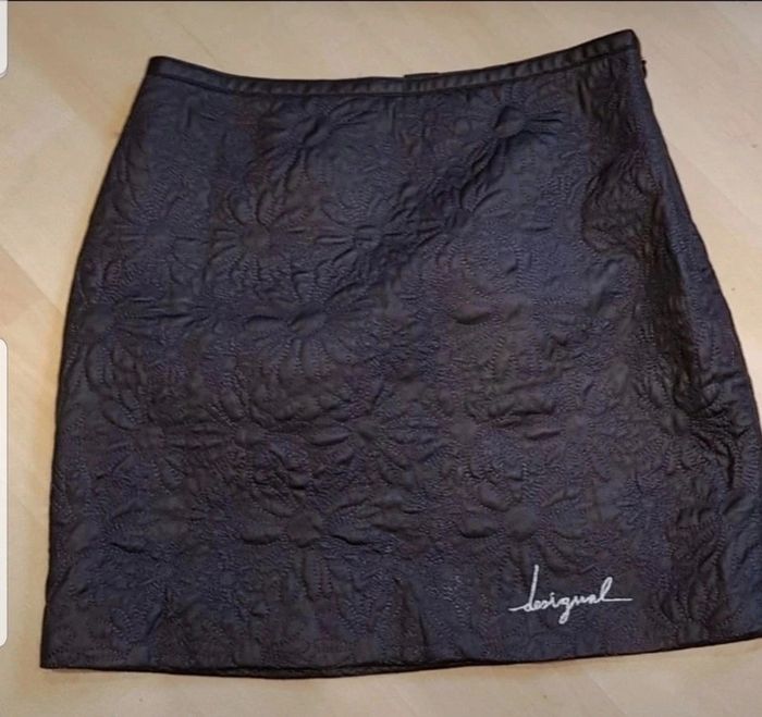 Mini jupe desigual noire taille s