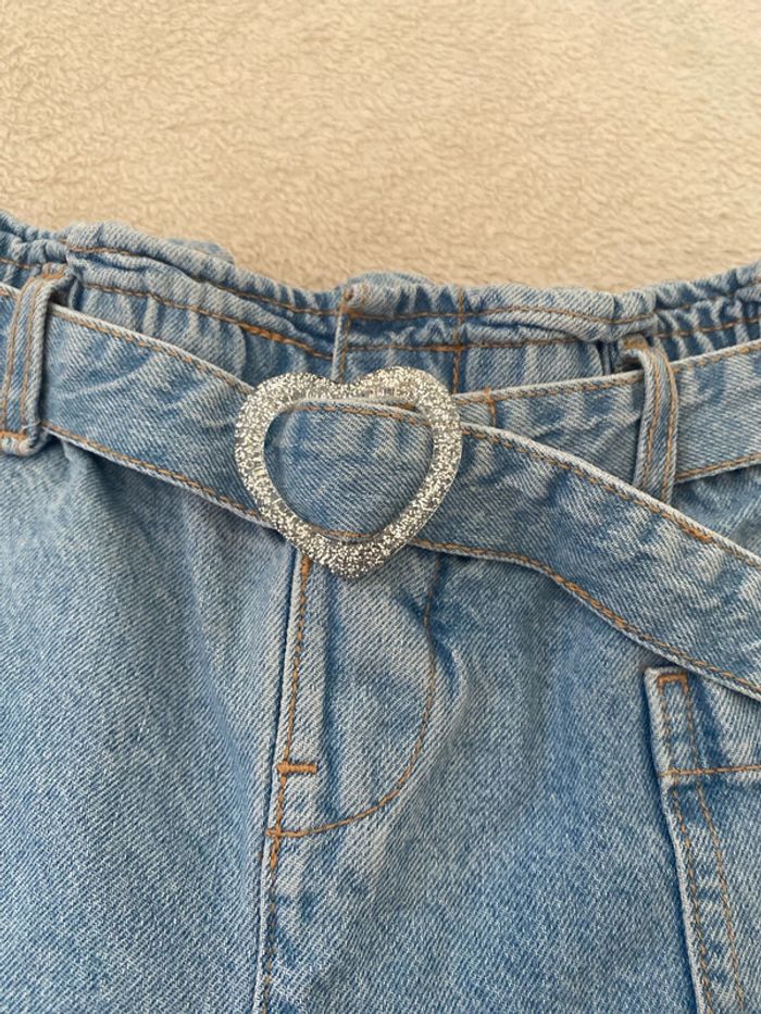 Short en jean avec ceinture coeur 4-5 ans - photo numéro 3
