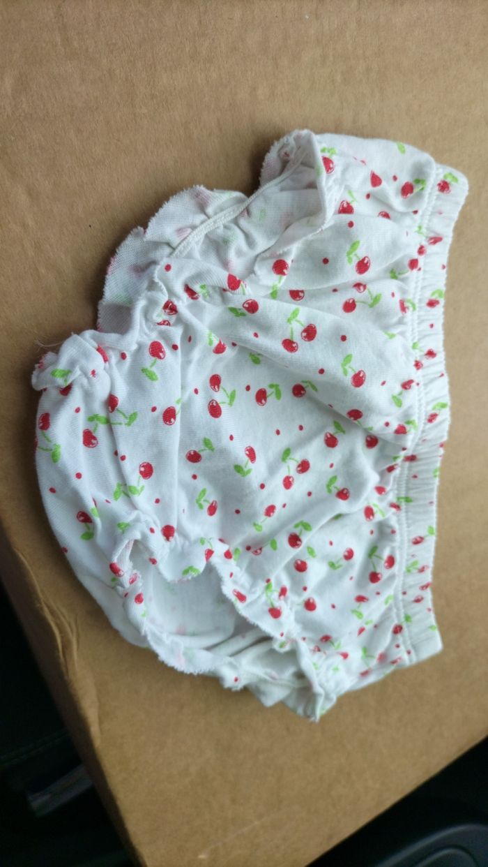 Lot de culottes obaibi 6 mois - photo numéro 3