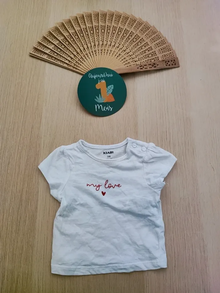 T-shirt taille 1 mois