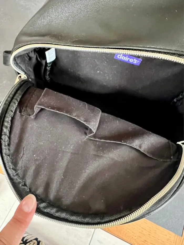 Sac à dos noir simili cuir - photo numéro 8