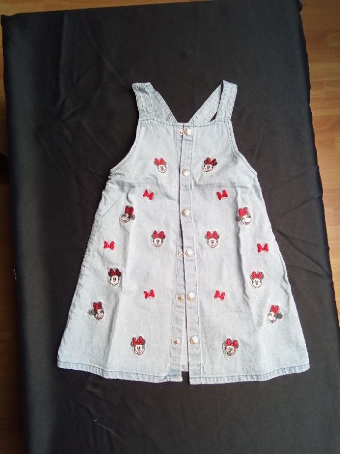 Robe courte sans manche neuf sans étiquette