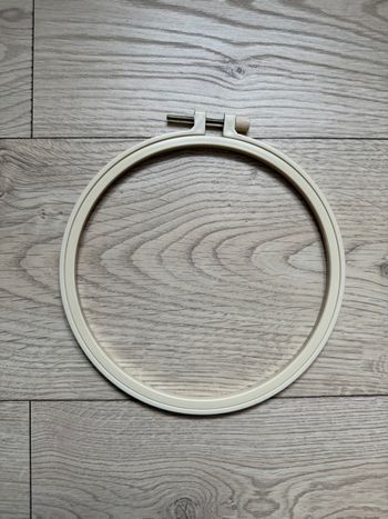 Cercle à broder 20cm