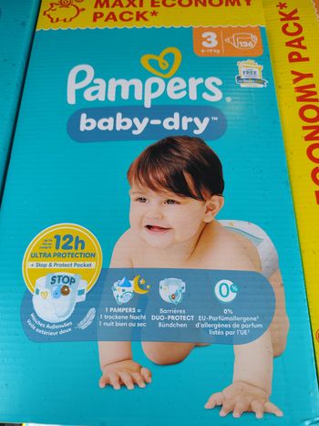 Couches taille 3 Pampers 