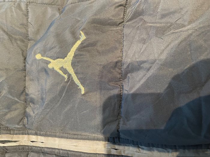 Blouson Bleu Gris Jordan Enfant Nike Taille 12/13 ans - photo numéro 4