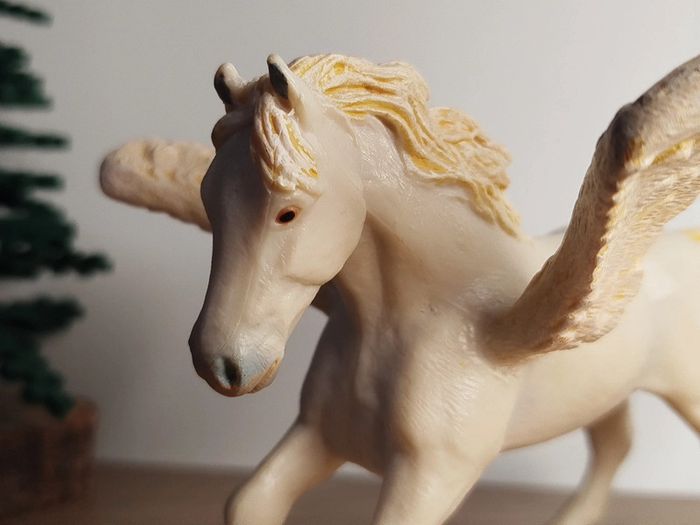 Figurine Pégase blanche adulte Papo Animal imaginaire Bayala - photo numéro 3