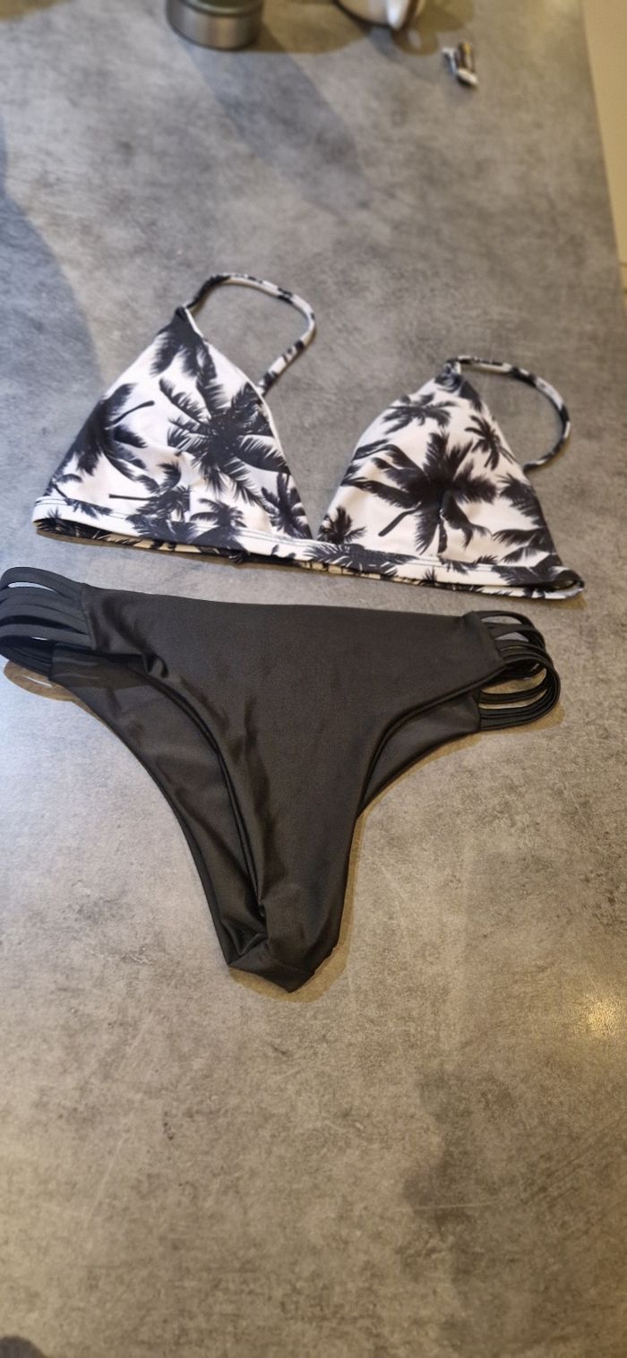 Maillot 2 pièces neufs