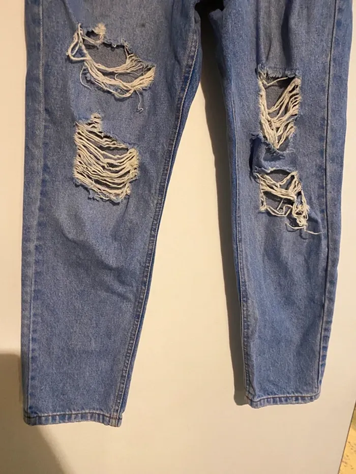 Jean large troué Jennyfer taille 36 tres bon état - photo numéro 4
