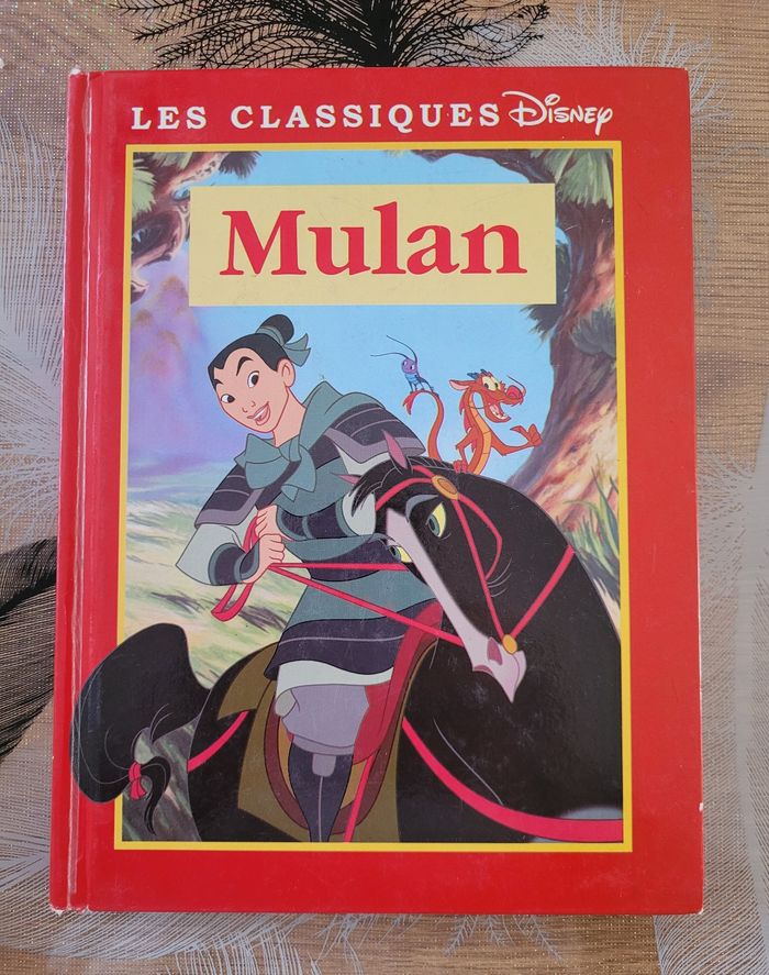 Les classiques Disney.. Mulan Walt Disney - photo numéro 1