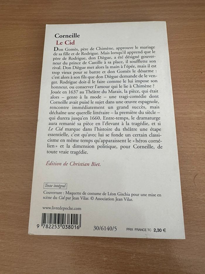 Lot de livre thème théâtre très bon état - photo numéro 3