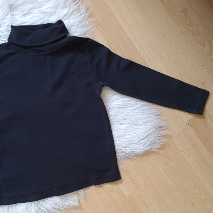 Lot de 2 tee-shirt col roulé taille 5 ans - photo numéro 9