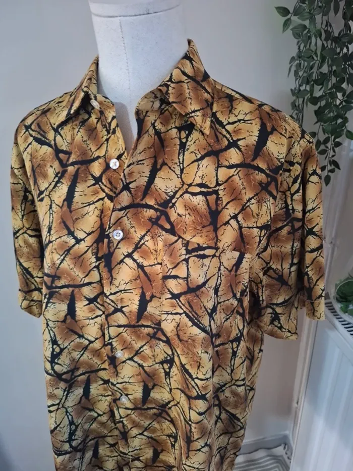 Chemise a motif T40 - photo numéro 2