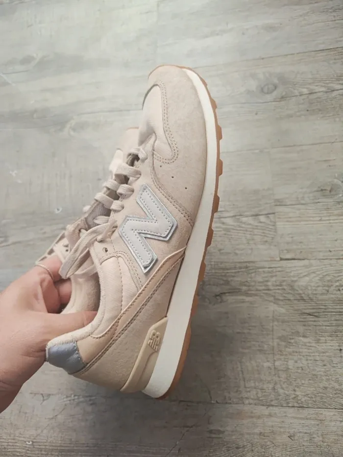Baskets New Balance 40 beiges - photo numéro 8