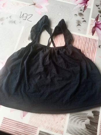 Haut fille taille 6 ans