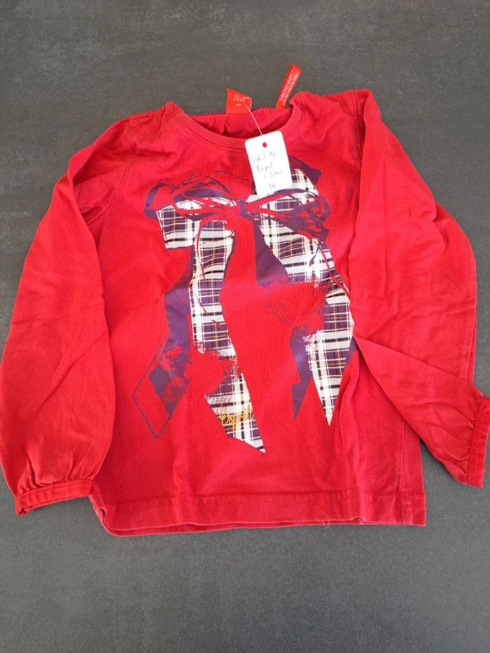 sous pull esprit rouge 2-3 ans