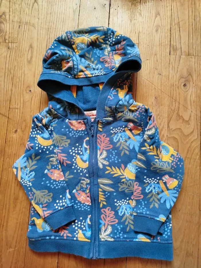 Lot pulls et gilets - photo numéro 4