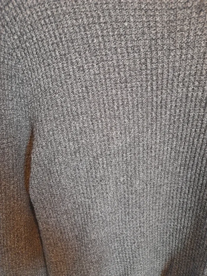 Pull H&M xs - photo numéro 2
