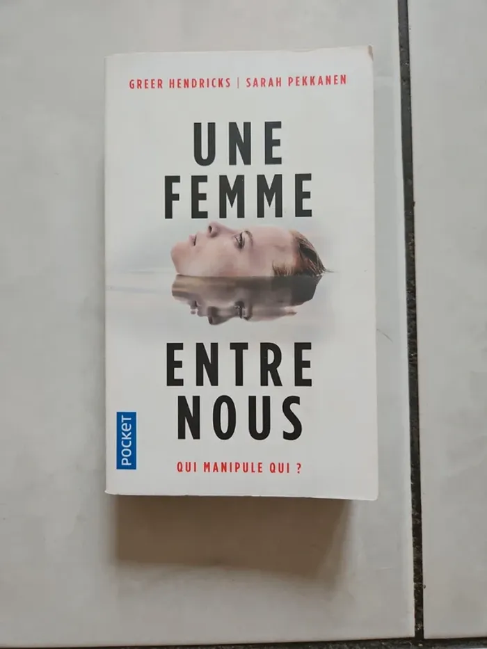 Une femme entre nous