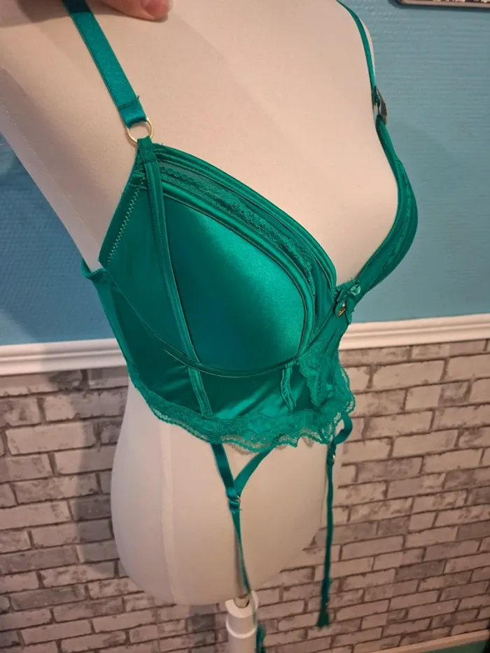 💄Superbe bustier vert émeraude 💄 - photo numéro 4