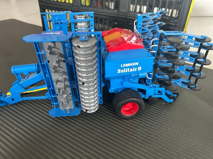 Bruder lemken solitaire 9