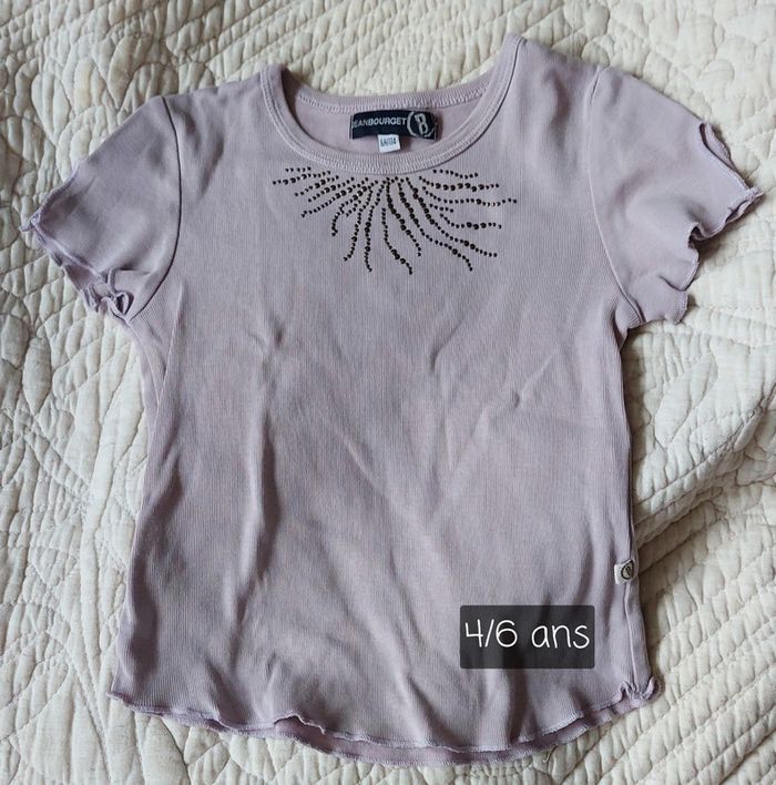 Tee shirt