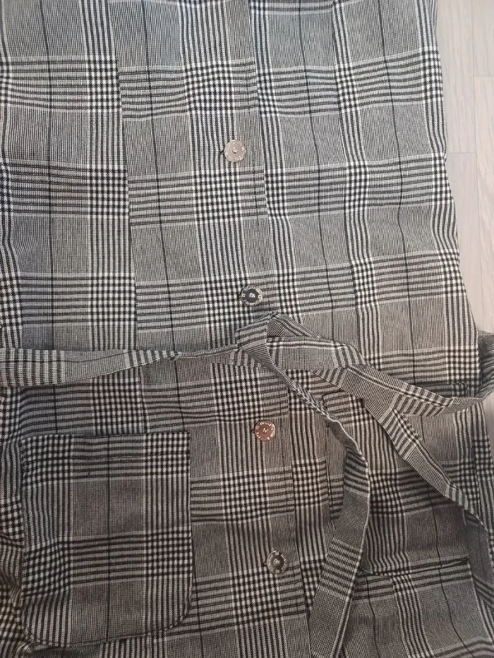 Mini robe à bouton - photo numéro 13
