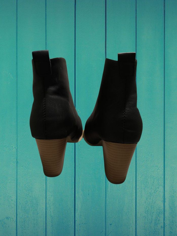 Chaussures a talons - photo numéro 5