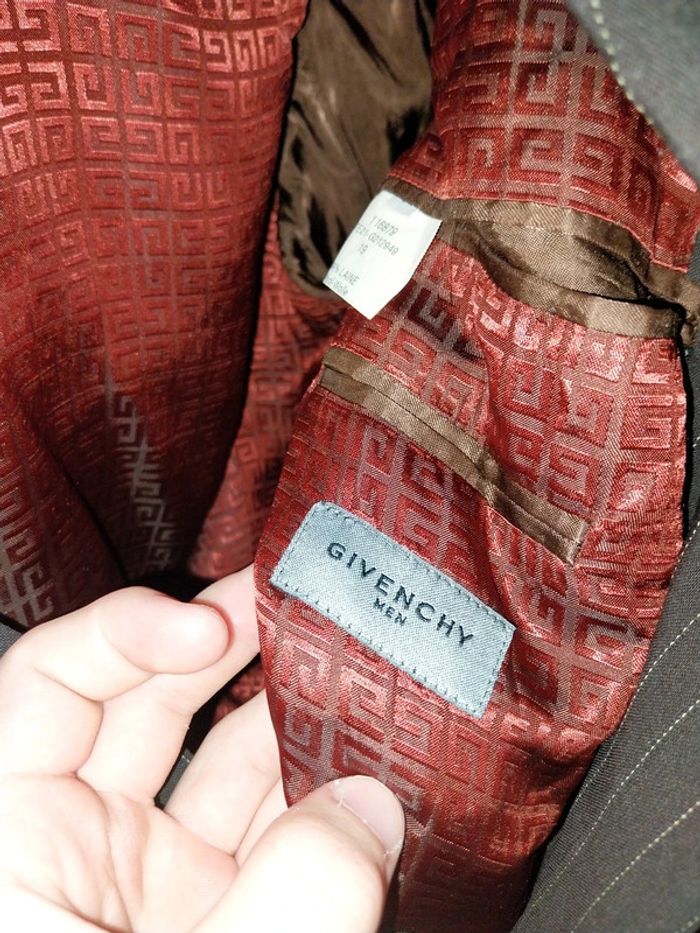 Blazer /veste classe givenchy plein de trous - photo numéro 8