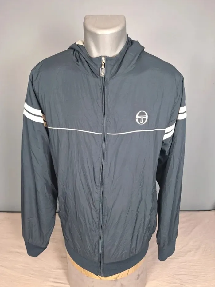 Veste vintage Sergio Tacchini – coupe-vent doublé capuche – bleu marine (619)