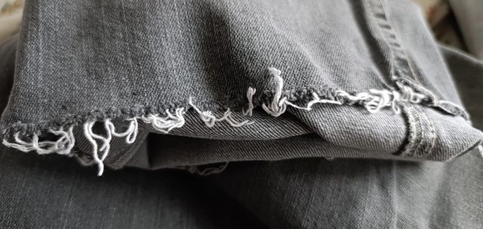 Jeans gris clair. Petit 44. Active Wear. - photo numéro 9