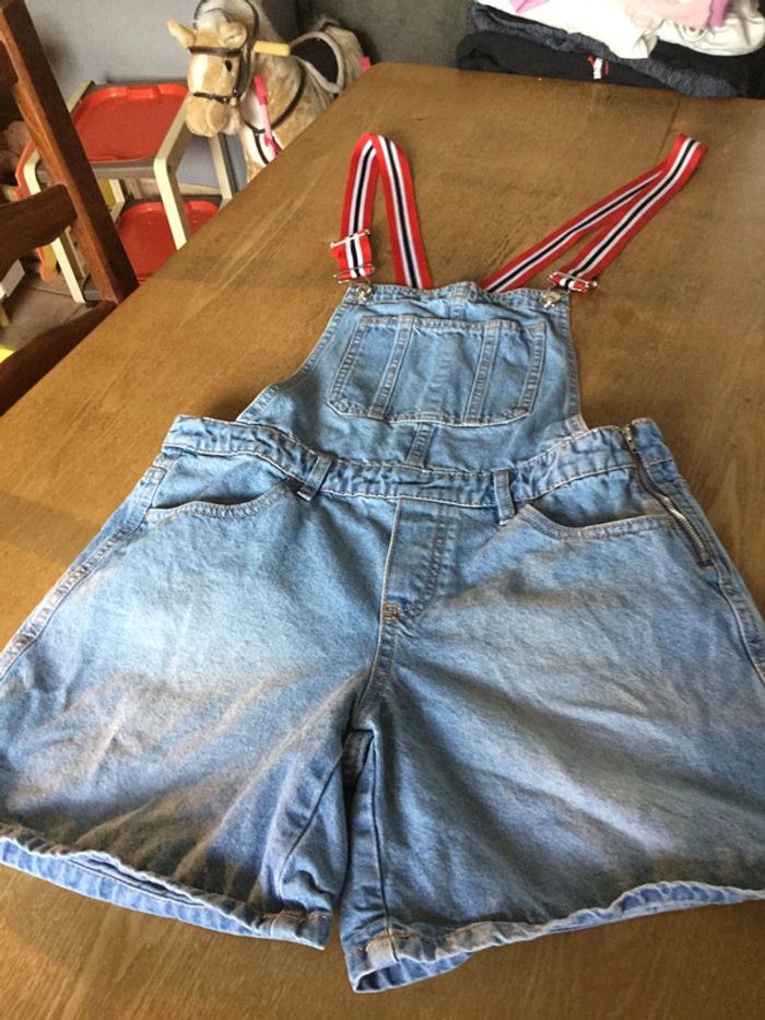 Salopette en jeans - photo numéro 2