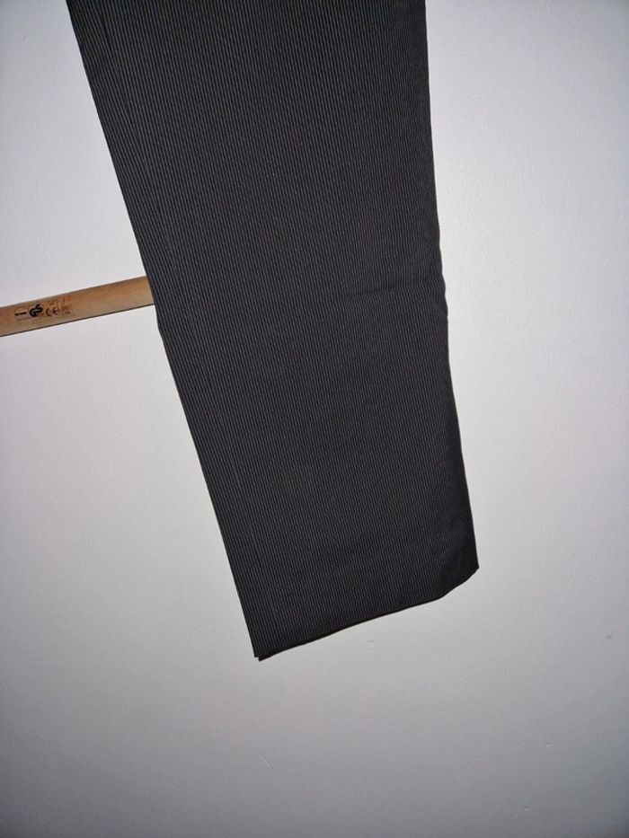 Pantalon 🚹 - photo numéro 2