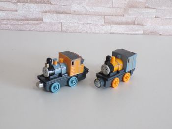 Locomotive - Train - Thomas et ses amis - Dash - Bash  (J23)