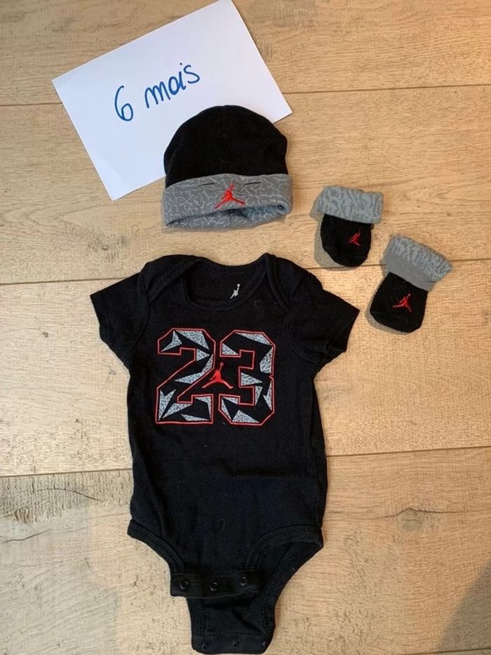 Ensemble neuf jordan - photo numéro 2