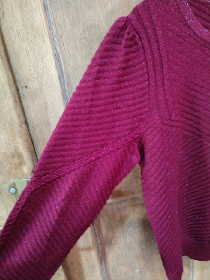 Petit pull bordeaux - photo numéro 4