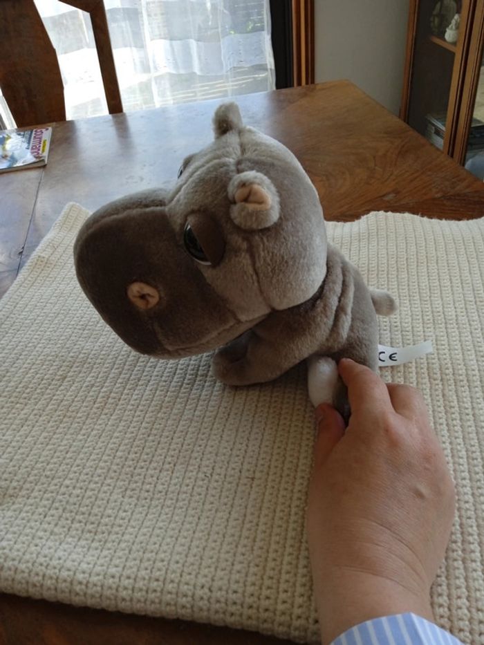 Peluche hippopotame