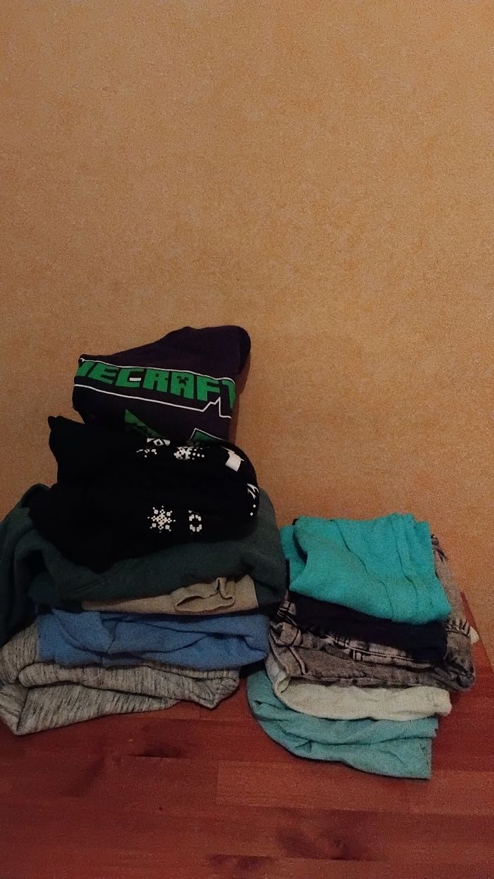 Lot de 10 articles taille 134/140 cm