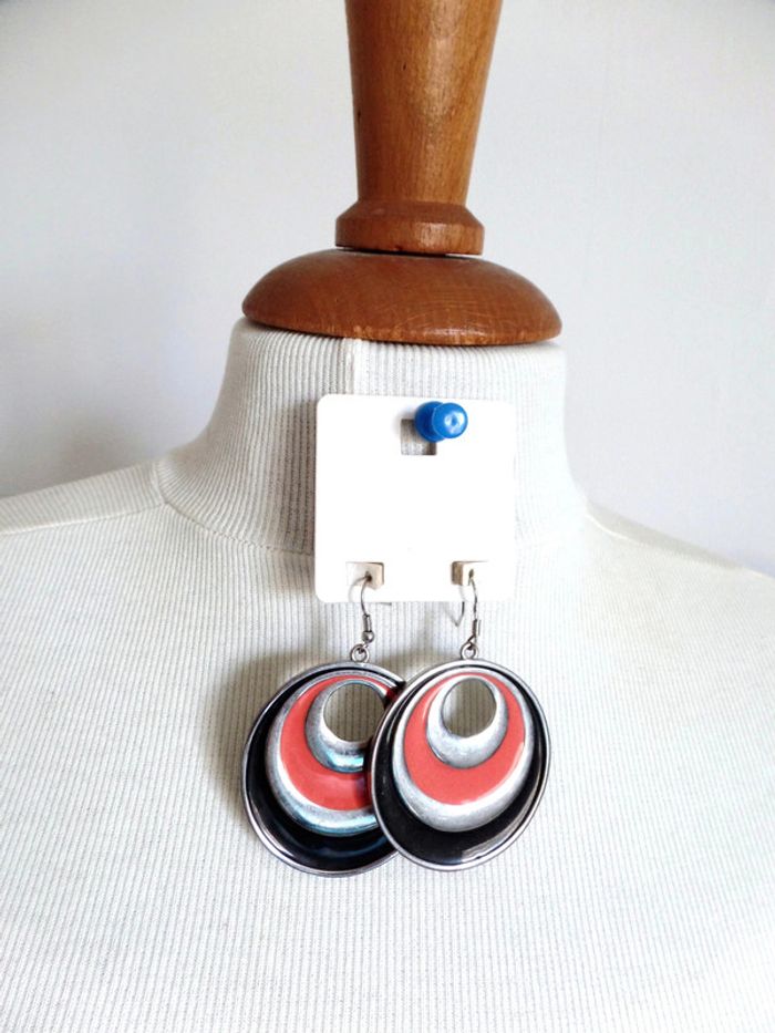 Boucles d'oreilles rondes type créoles fantaisies