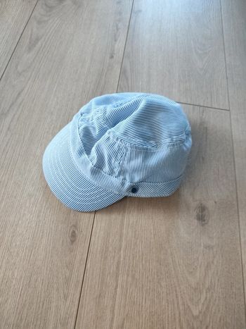 Casquette rayée