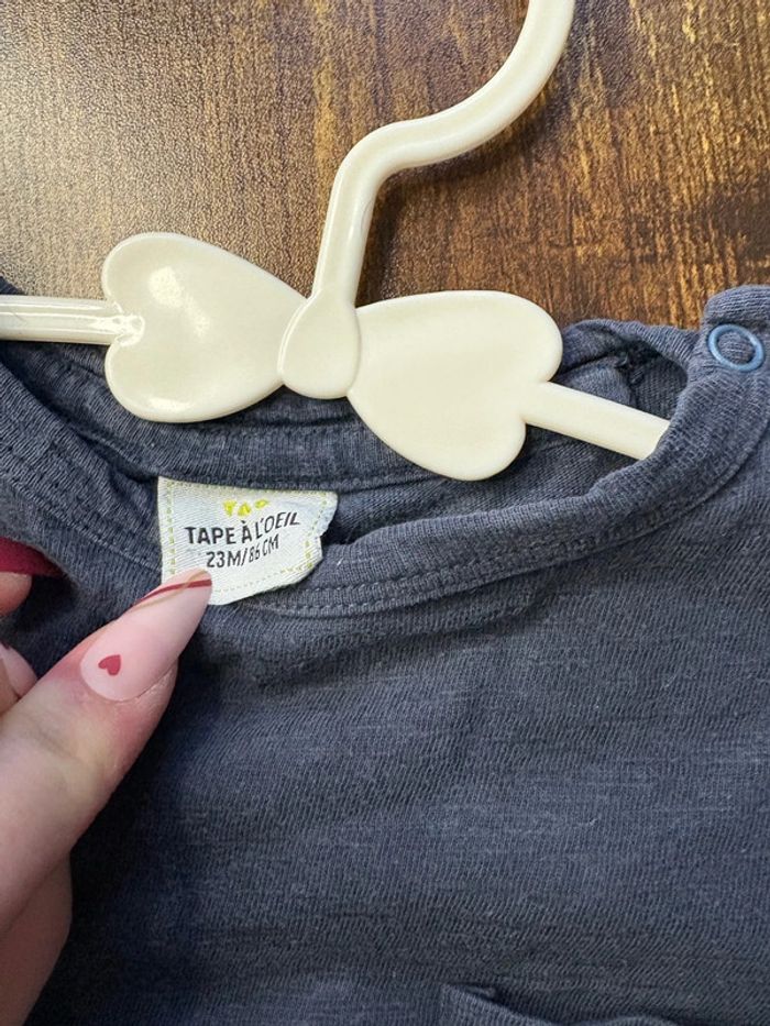 TEE shirt 23m - photo numéro 2