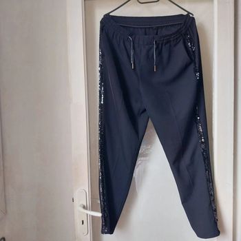 Magnifique pantalon noir taille 42