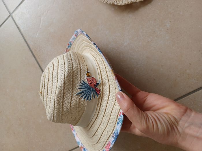 Lot 2 chapeaux TAO Taille 48 cm neuf - photo numéro 2