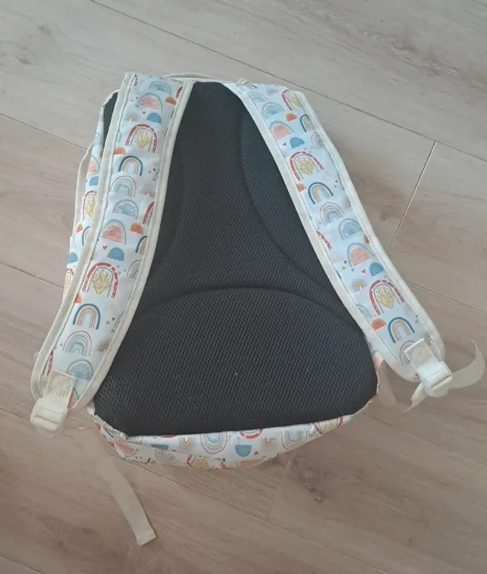 Sac à dos/ cartable arc en ciel - photo numéro 3