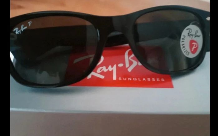 Lunettes soleil Ray-ban neuves avec étui original - photo numéro 2