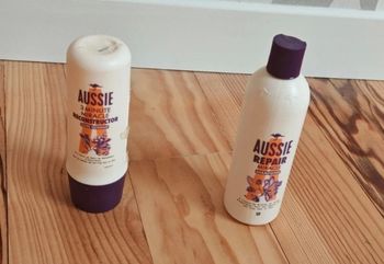 Lots AUSSIE